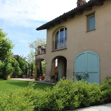 Casa Nonna Ada * Cisterna dʼAsti