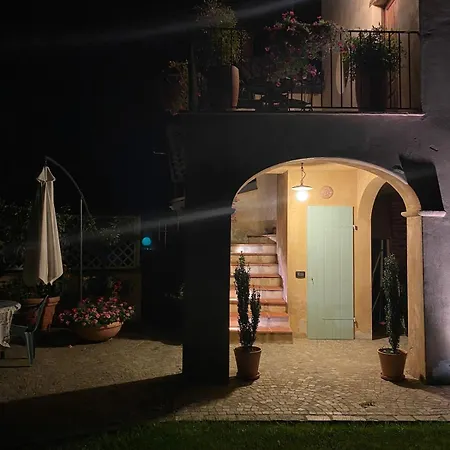 Casa Nonna Ada Cisterna dʼAsti